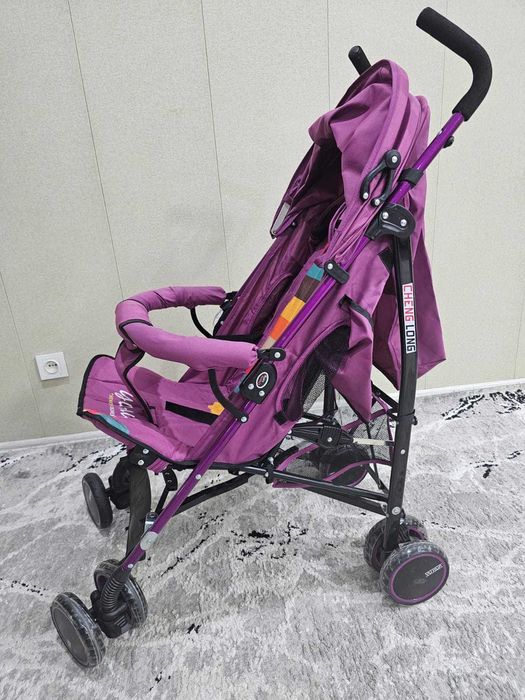 Детская складная коляска