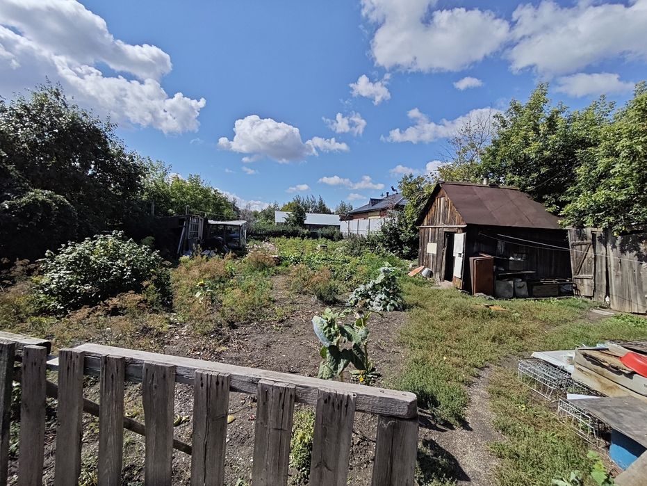 Продам дом с большим участком