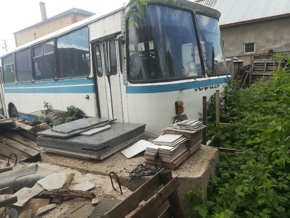 Продам Автобус ЛАЗ 695