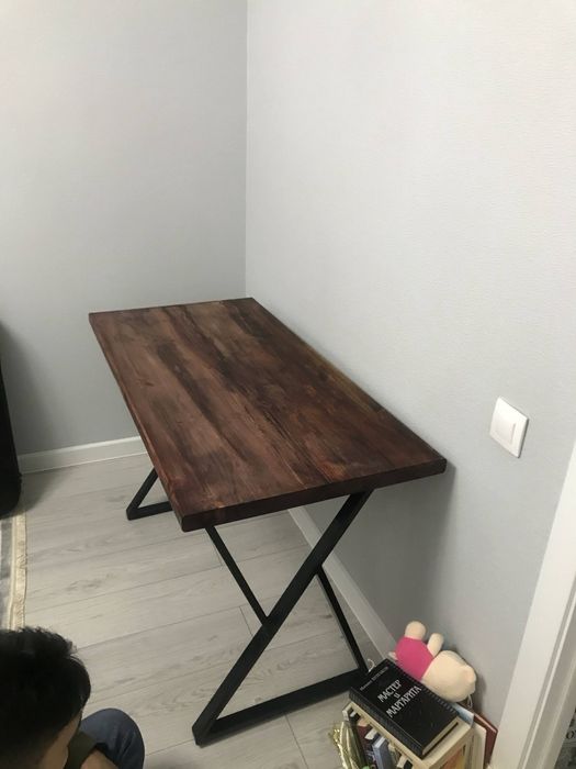 Деревянный стол лофт