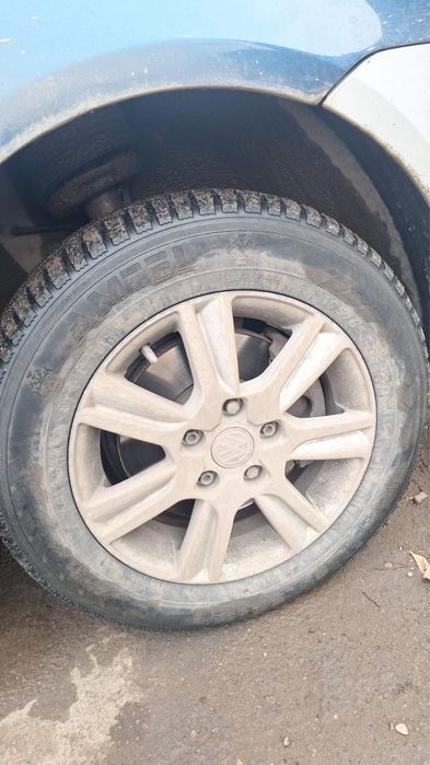 Продам диски r15 с зимней резиной