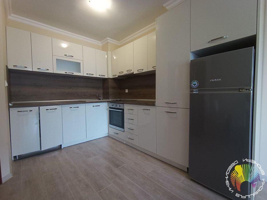 Дава се под наем Двустаен апартамент в Бургас, Славейков - 68 кв.м за 510 € - Снимка #4