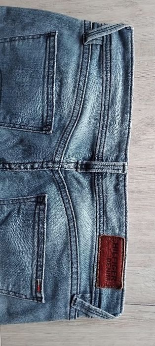 Blugi Tommy Hilfiger dama