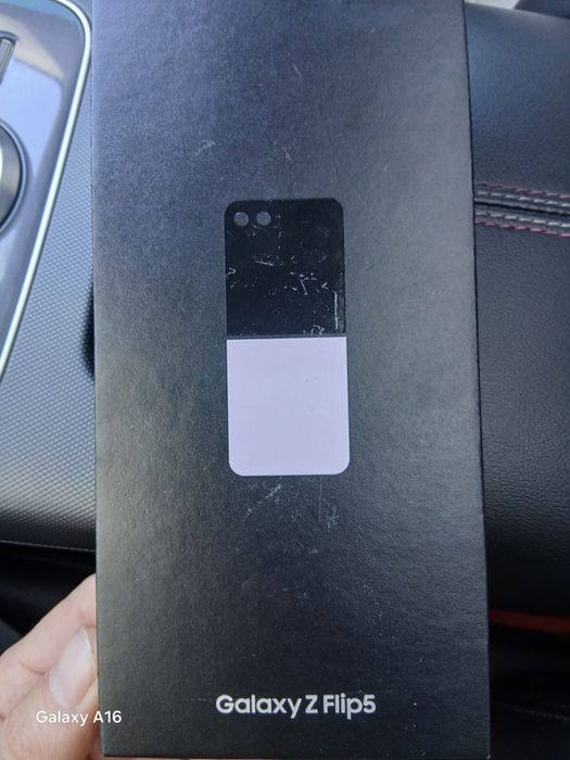 Продаётс Galaxy Z Flip 5