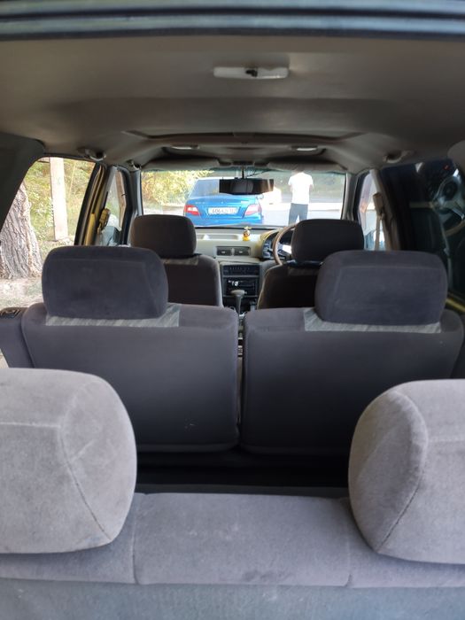 Ниссан Прерия 1997 г.в.