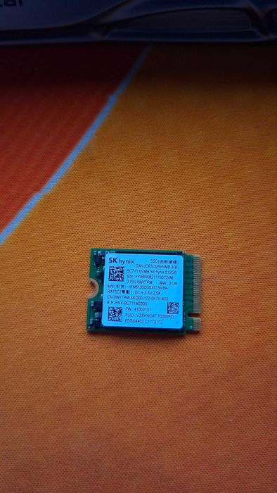 SSD - SK hynix 512GB NVMe PCIe M.2 2230