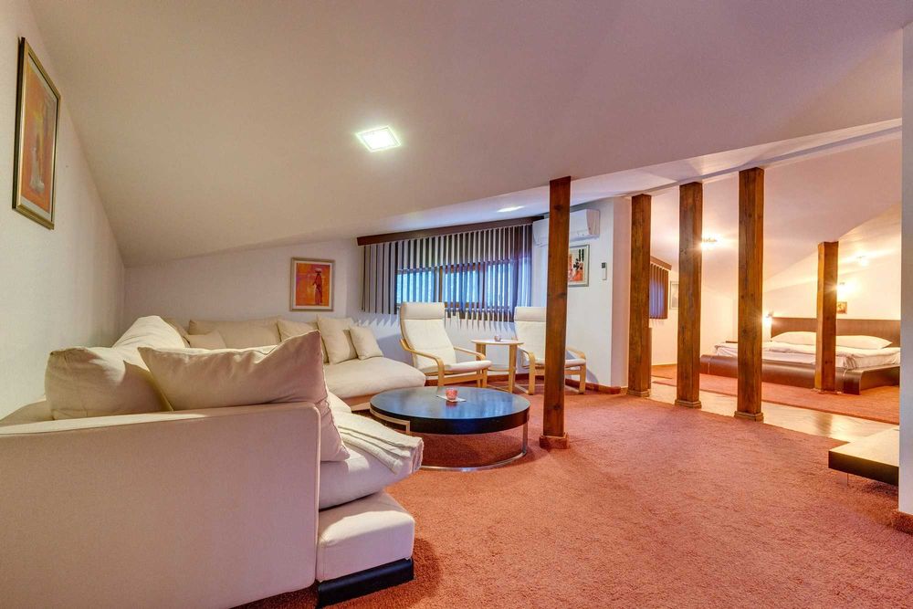 Продава се Четиристаен апартамент в к.к. Пампорово - 143 кв.м за 1119 €/кв.м - Снимка #7