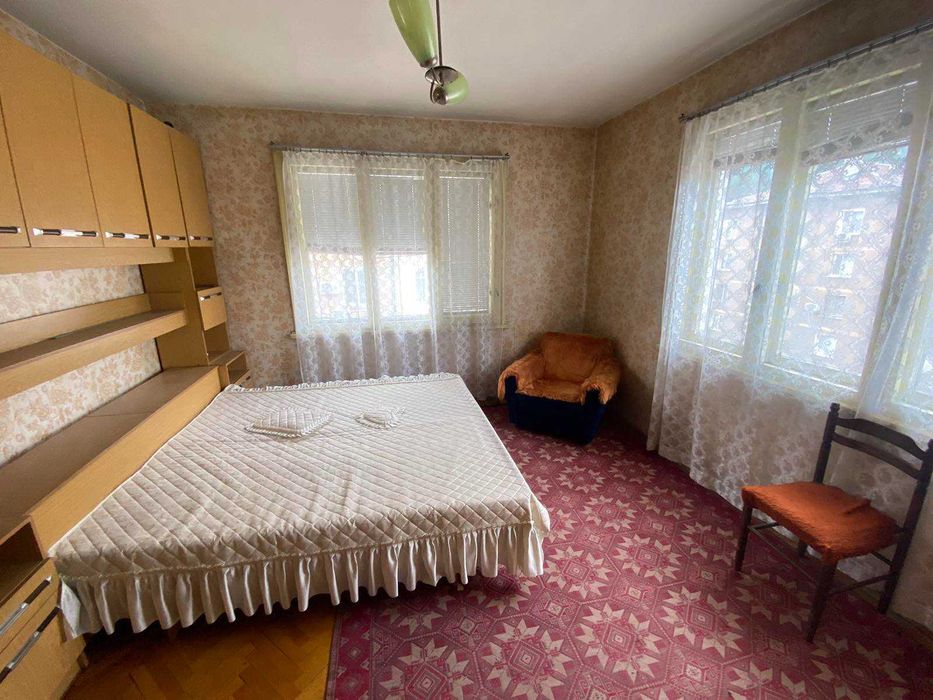 Продава се Тристаен апартамент в Габрово, Център - 87 кв.м за 586 €/кв.м - Снимка #2