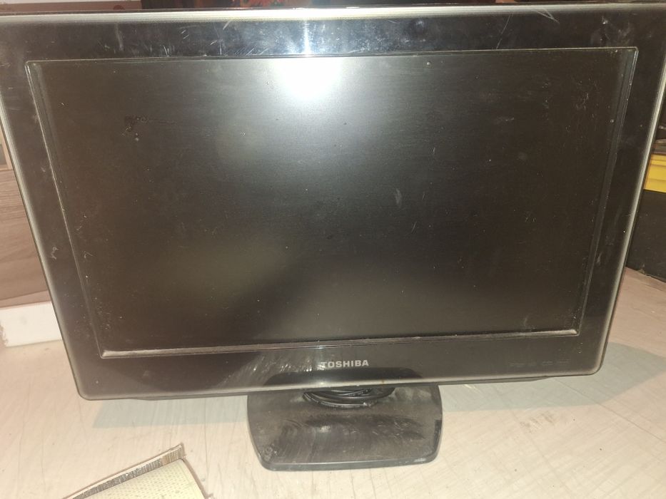 Телевизор Toshiba Б/У 22" 10000тг