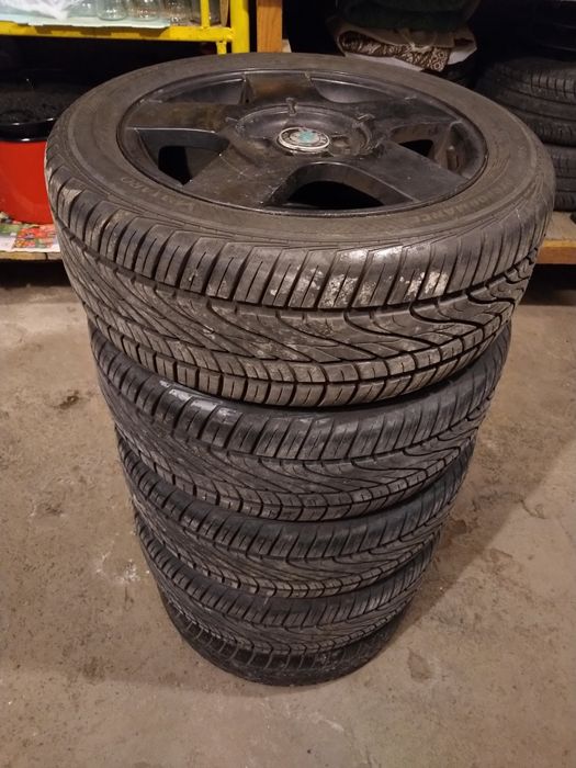 Roti vara jante aliaj  pe 15  originale vw skoda