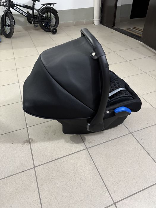 Продам коляску anex