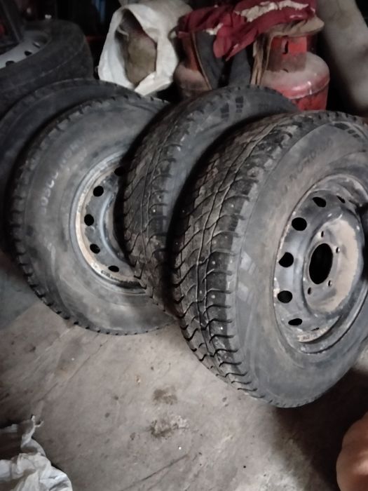 продам     колеса на ниву