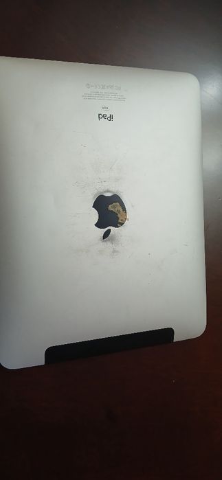 Полдаю ipad нерабочий