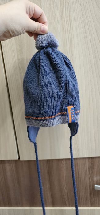 Продам демисезонный комбинезон 74-80