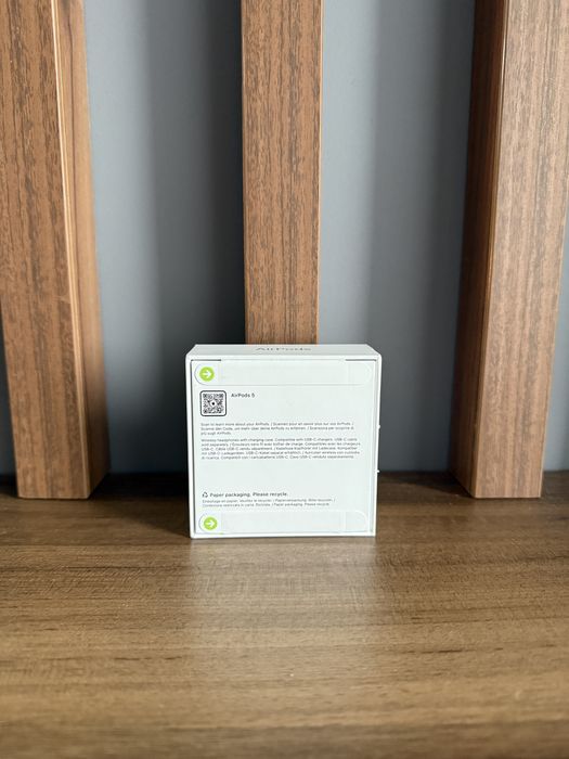 AirPods 5 - Noi - Sigilate