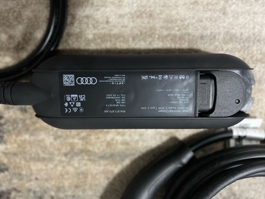 Cablu incarcare statie+ locuinta Audi E-tron Porsche