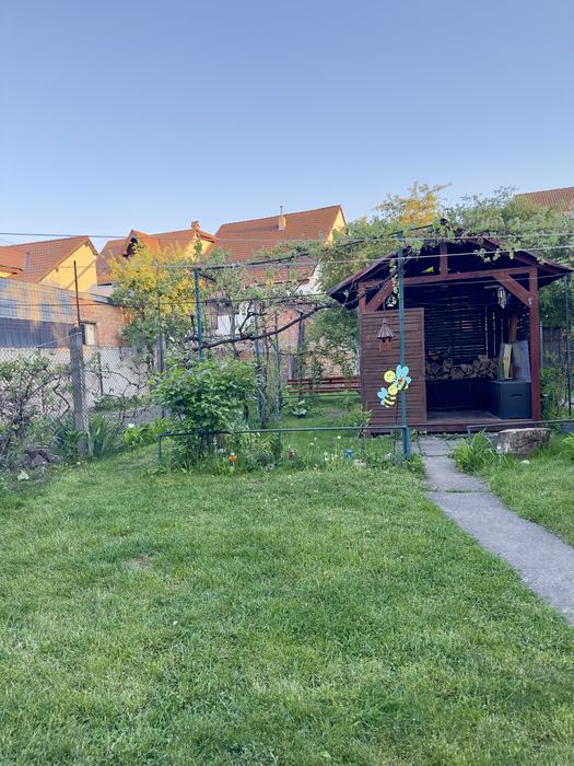 Apartament la casa zona Lupeni