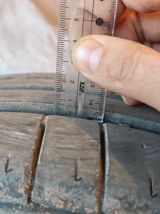 Летни гуми 4бр. 225/45 R17 320лв