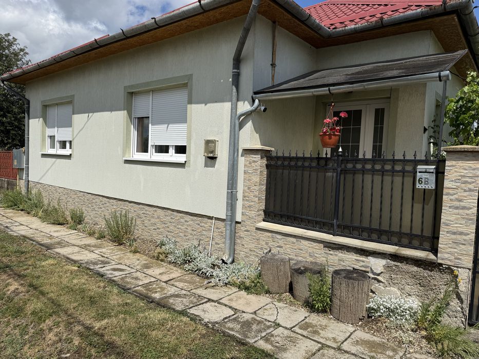 Casă de vanzare Ineu