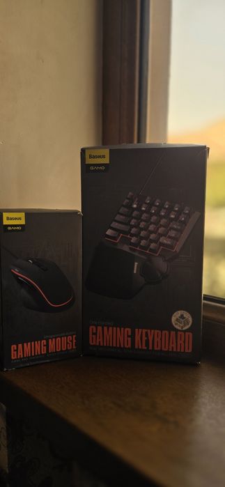 Клавиатура.   И.    Мышка