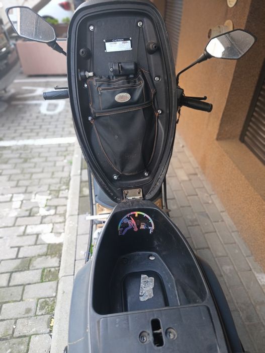 Scuter benzina fără permis