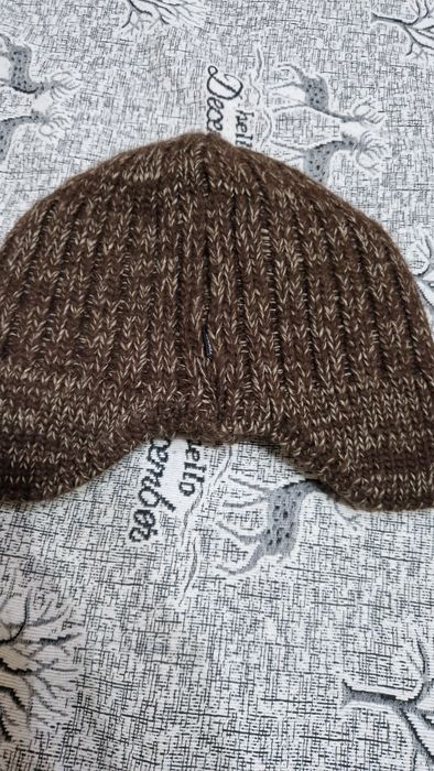 Продам зимнюю шапку