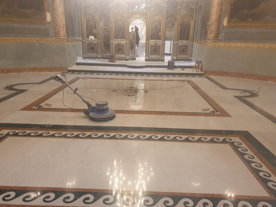 Slefuim si lustruim granit, travertin marmura si mozaic