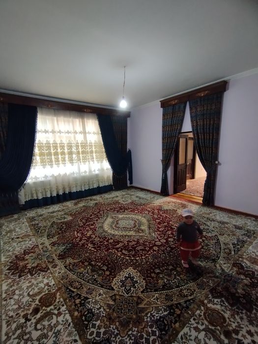 Катеж сотилади 6-сотикли булгур афросиё олдида пул кераклиги учун сотя