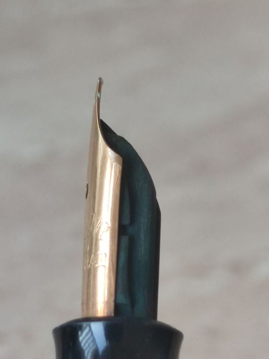Stilou vintage Pelikan 400 Anii 50 - penita aur 14K