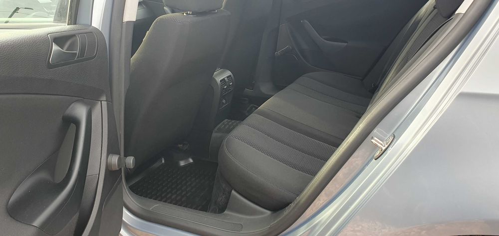 Vw Passat   2.0 TDI - Euro 5*** Navigatie Touchscreen***