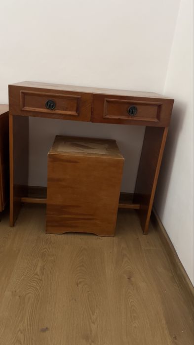 Set mobila veche