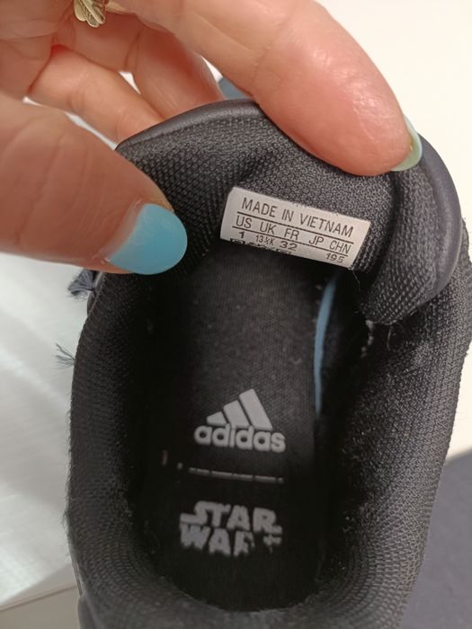 Adidași băiat 32