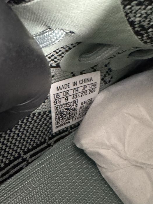 Yeezy 350 v2 Salt Pk Premium