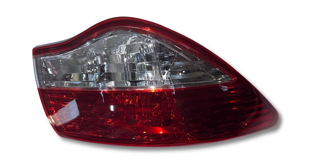 Фонарь (наружний) LH Almera G-15