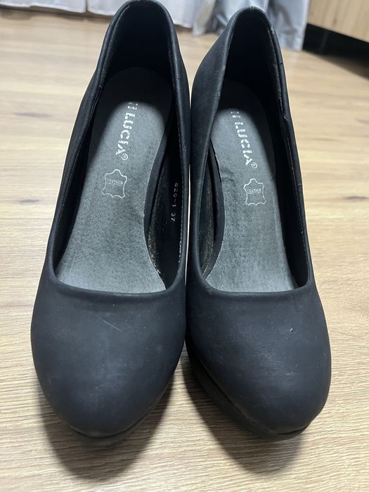 Pantofi dama marimea 37
