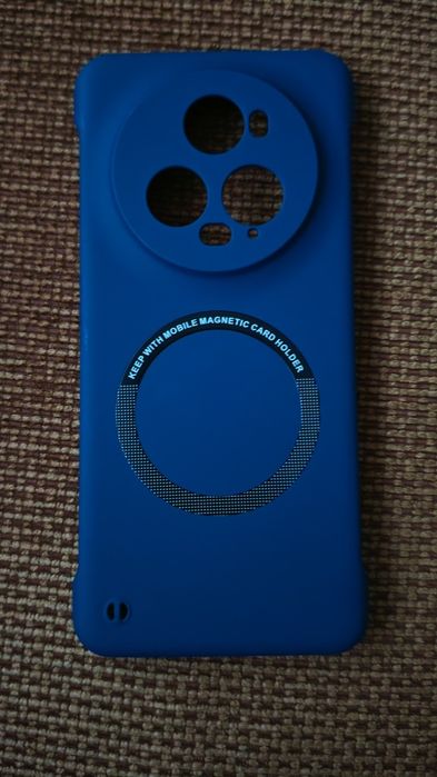 Продавам калъфи за Honor Magic 6 Pro и 5 Pro