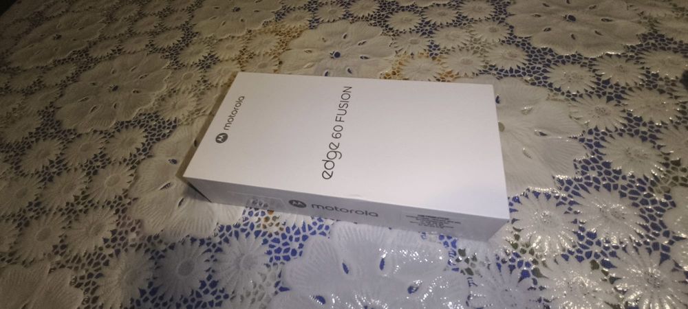 Vând telefon motorola edge 60 fusion sigilat
