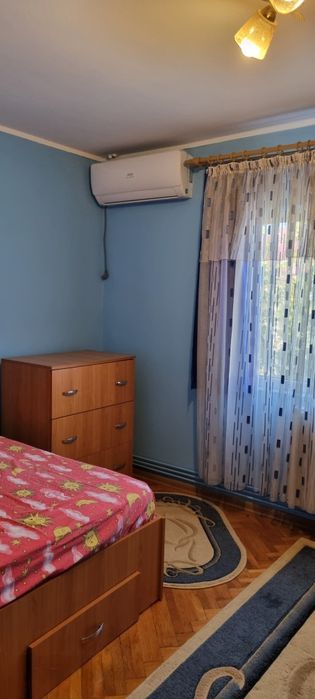 Inchiriez apartament doua camere Micro 3 langa Scoala 13 Matei Basarab