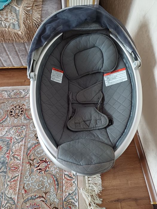 Чизлонг качеля для малыша