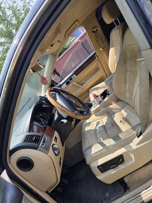 VOLKSWAGEN Touareg 0 — imagine 5