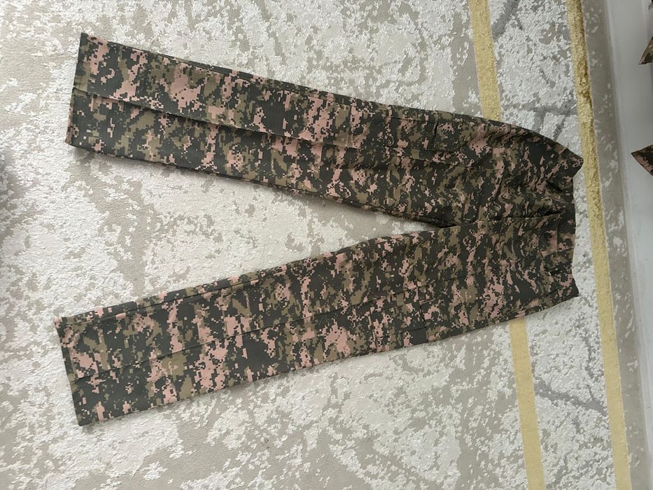 Продам форму камуфляж для девушек