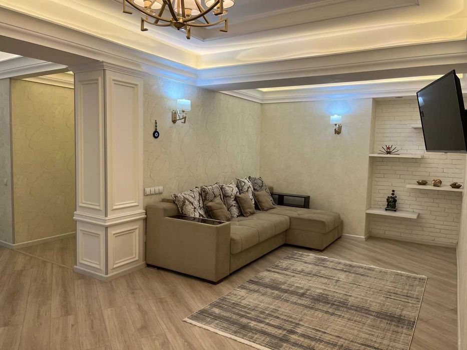 В центре (район ЦУМа) сдаётся 2 комнатная квартира