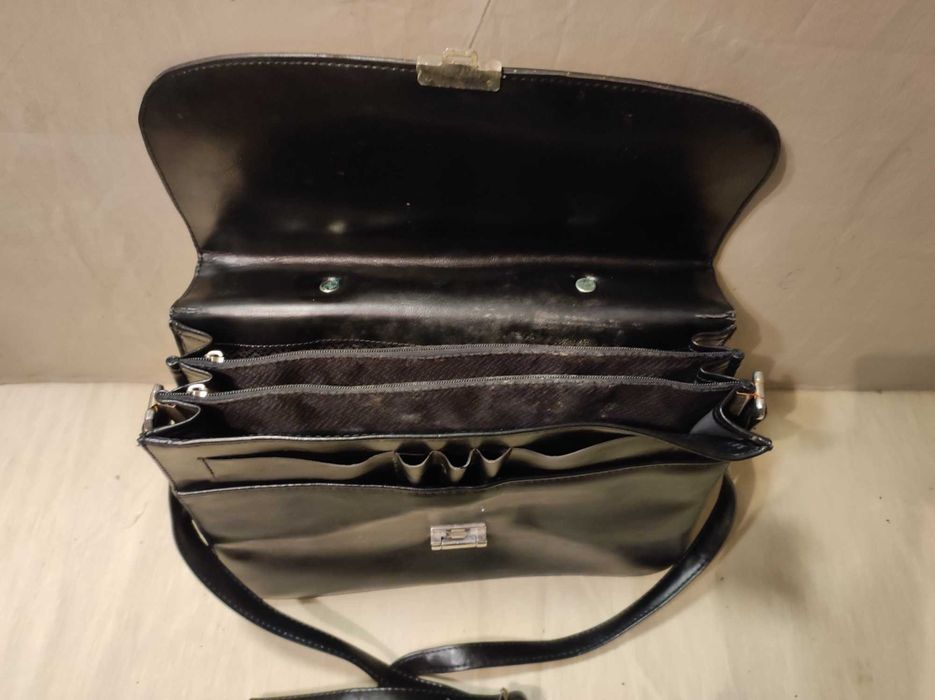 Мъжка кожена бизнес чанта -ежедневна-правоъгълен дизайн-и за през рамо