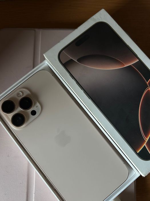 iPhone 16 Pro Max[Gold, 256GB]