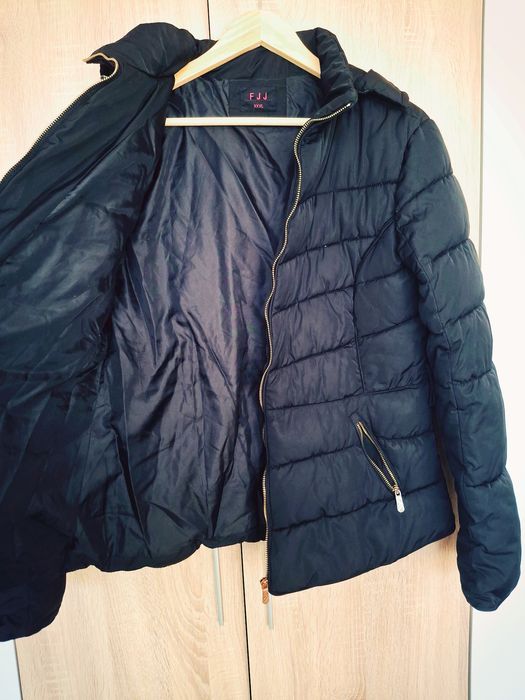 Дамско зимно яке