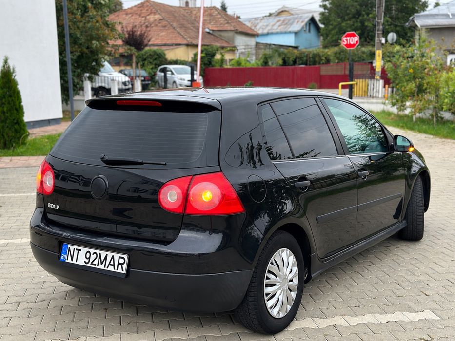 VOLKSWAGEN Golf 2005 — imagine 4