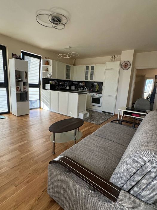 Продава се Тристаен апартамент в Варна, м-т Траката - 101 кв.м за 1981 €/кв.м - Снимка #4