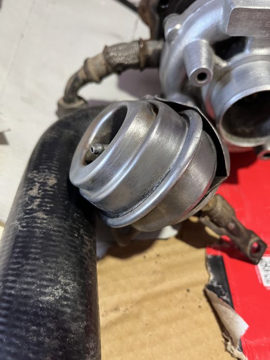 Turbina bora/octacvia/golf 4/5/passat Garrett 1.9  TDI  ALH / ASV / AHF / AFN - GT1749V Impecabila (Fara Joc)