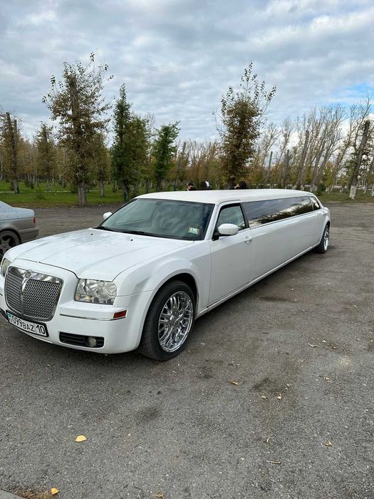 Chrysler 300C  продам