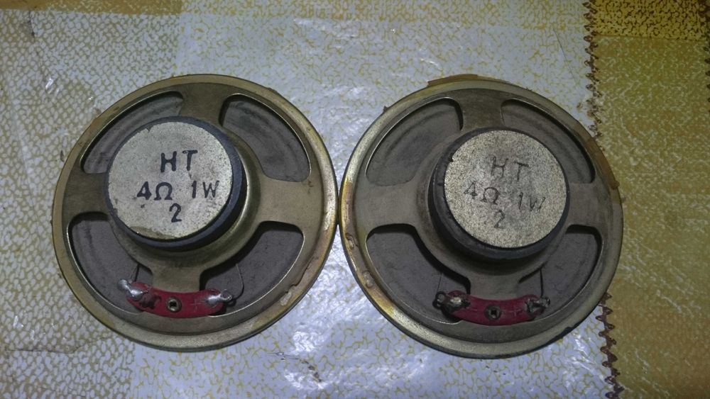 Пара динамиков 1Вт(4Ом) в хорошем состоянии